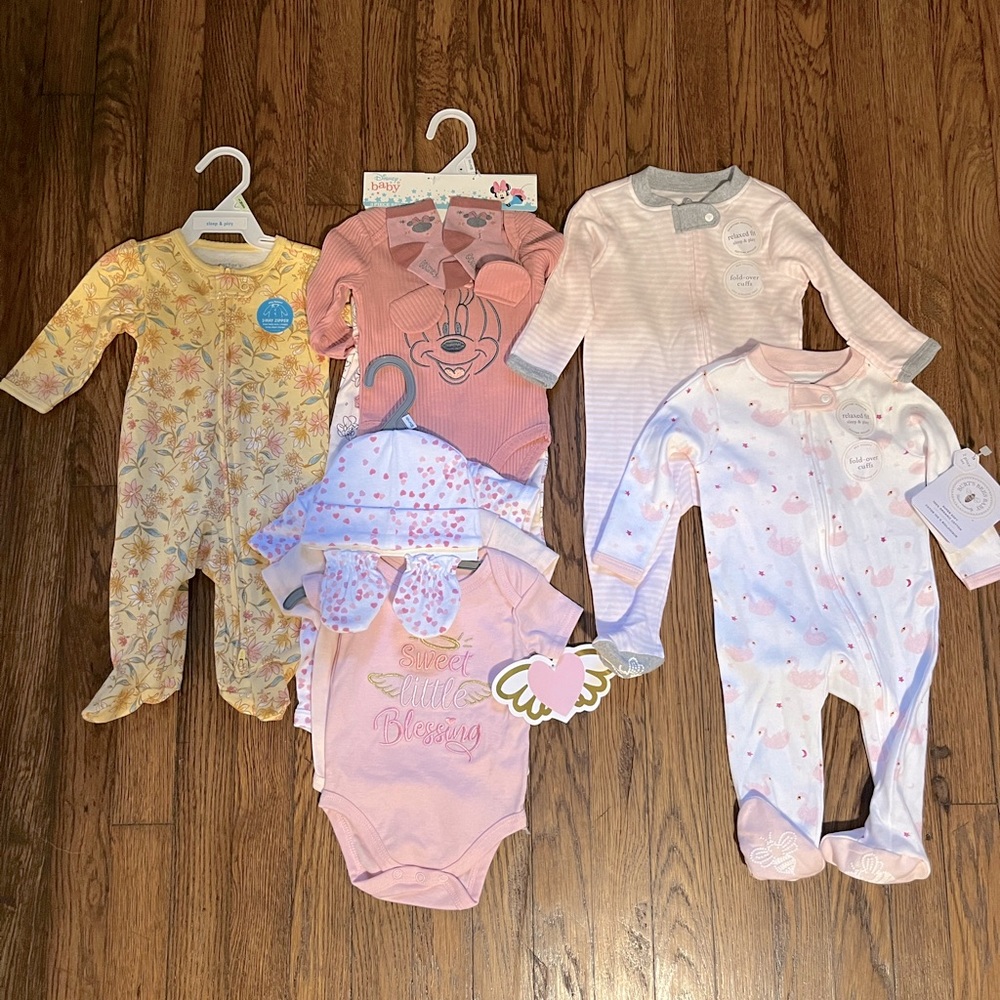 NWT 0-3 Month Baby Girl Clothes
